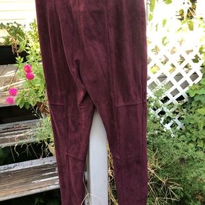 Suede-like skinny pants
